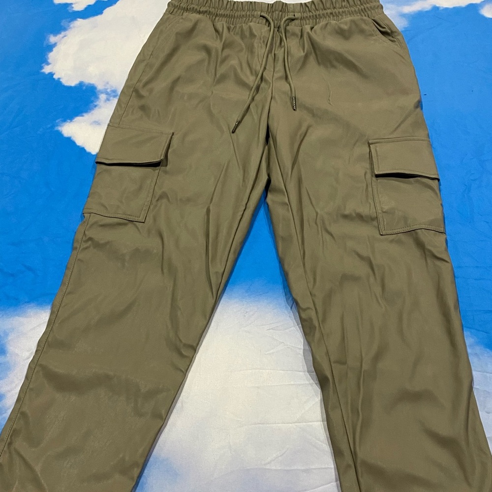 Leather cargos